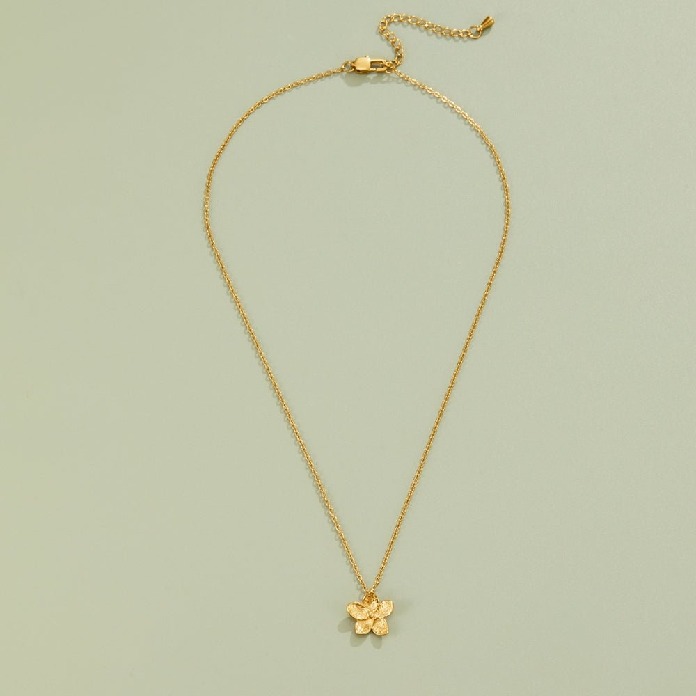 Blooming Gold Flower Necklace