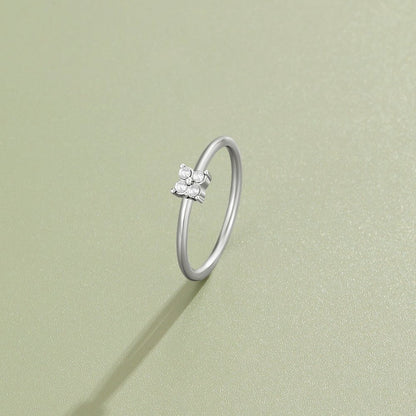Tiny Petal Silver Ring